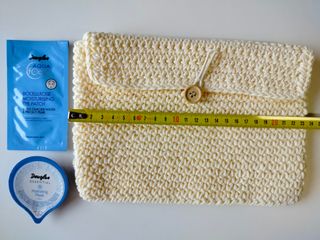 Mascarilla facial y ojos Douglas neceser.