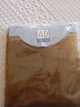 Due tende in organza