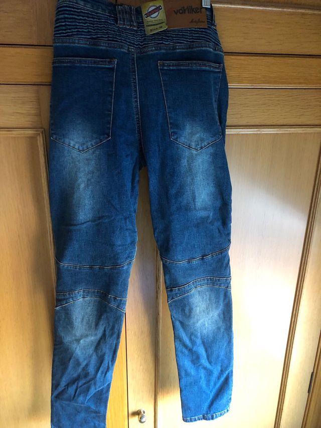 Vaquero de moto homologado