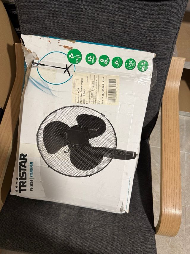 Ventilador de pie sin estrenar