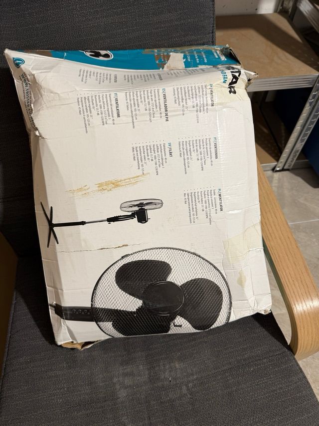 Ventilador de pie sin estrenar