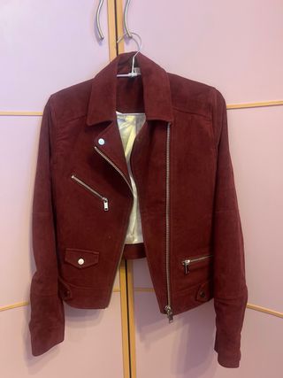 Chaqueta de ante color vino