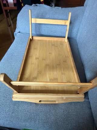 Mesa auxiliar de bambú plegable