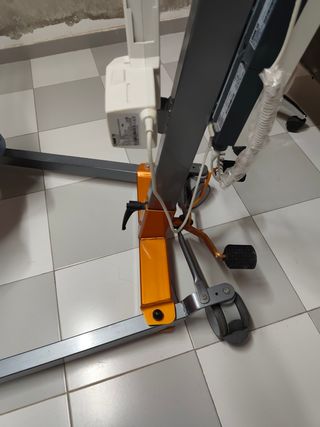 Grúa personas, poco uso.