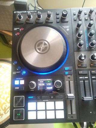 Traktor control S4 mk3 como nuevo