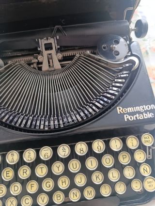 Máquina de escribir Remington Portable