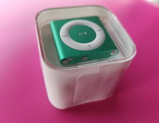 Ipod Shuffle 2GB 4ta Gen caja sin abrir