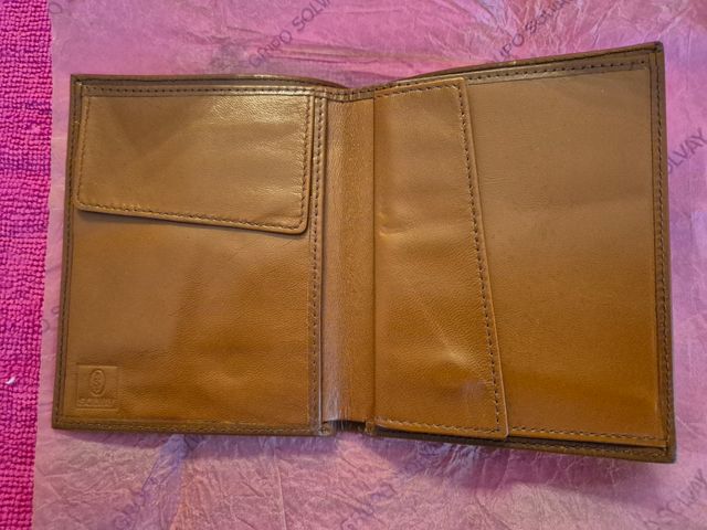 Billetero para hombre obsequio de Solvay