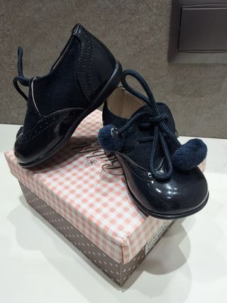 Zapatos vestir niñade Piel sin estrenar T20