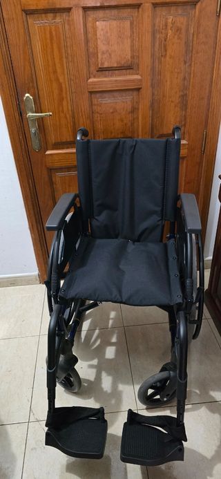 Se vende silla de ruedas