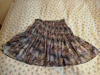 Falda marca Lolita  talla 34-36