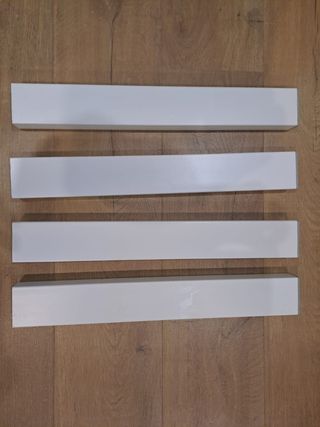 Escritorio y estantería IKEA