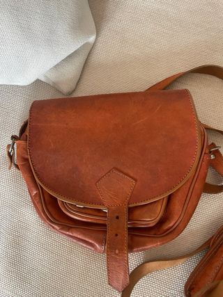 lote Mochila y bolso de piel vuelta y cuero