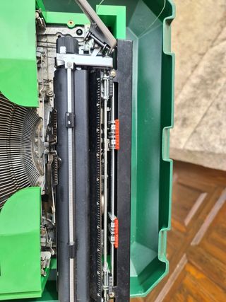 Máquina escribir Antares 145