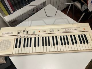 Organo Casio Retro años 80