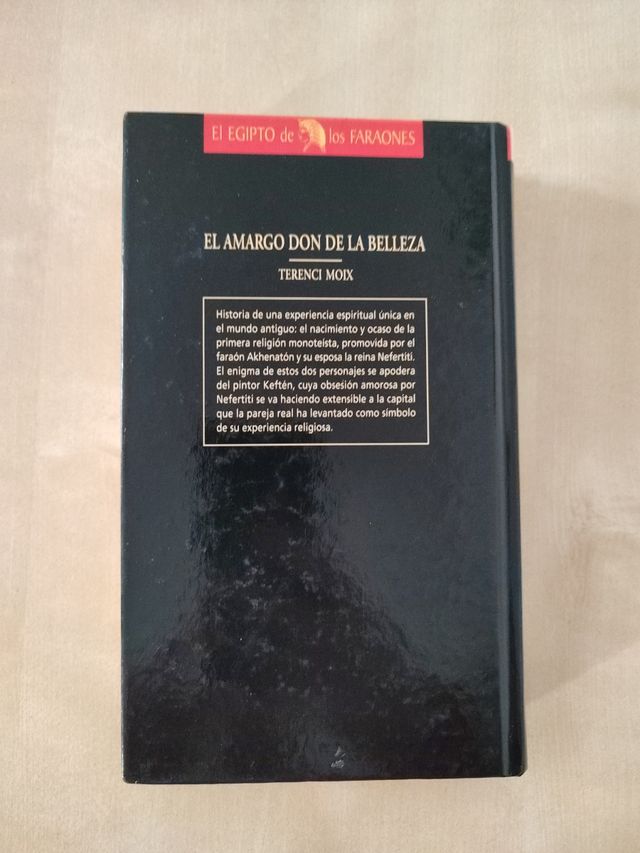 Libro "El amargo don de la belleza" - Español
