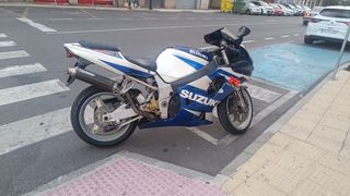 Suzuki GSXR 750 k2