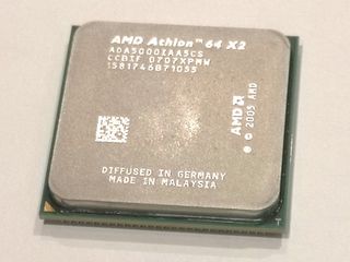 Athlon 64 X2 5000 -Socket AM2 AMD-