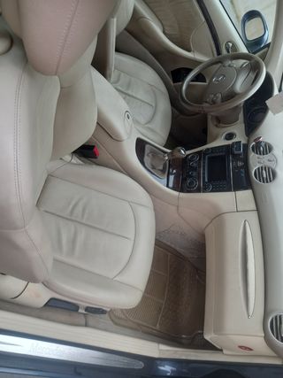 Mercedes-Benz  CLK 2005