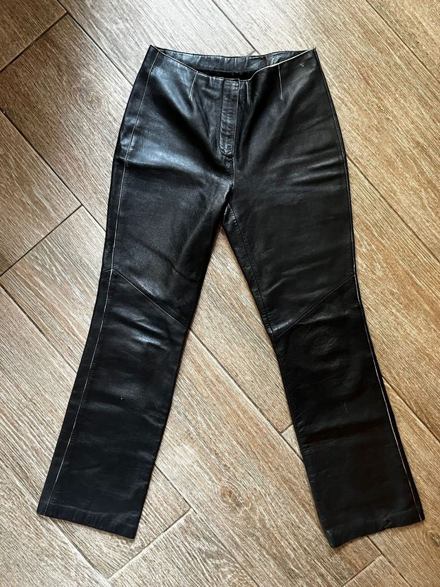 Pantalón cuero