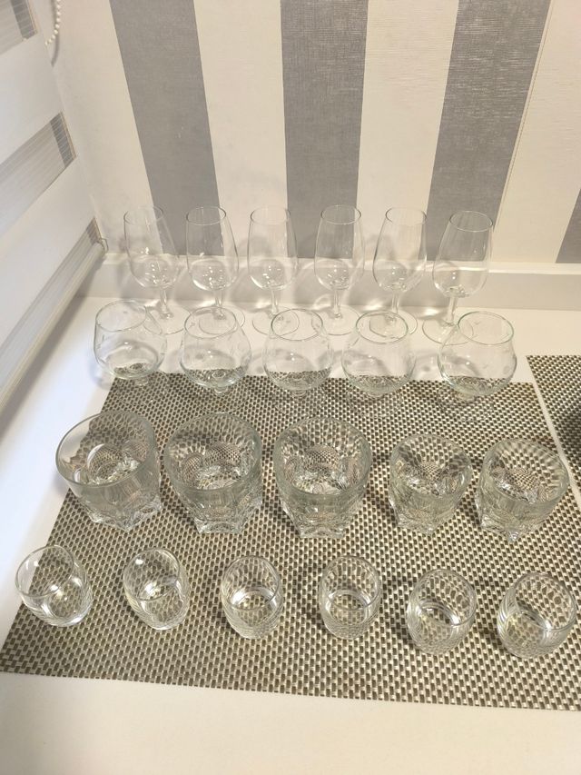 Set de copas y vasos