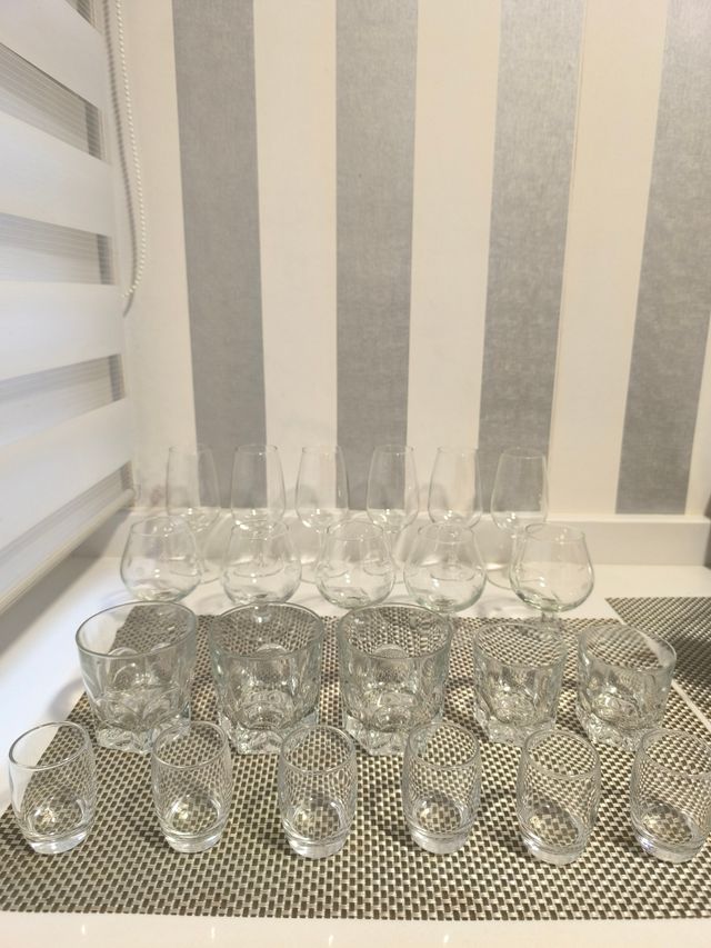 Set de copas y vasos