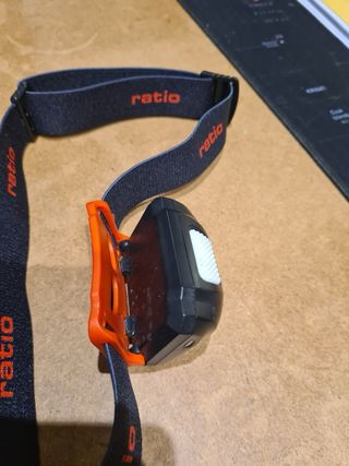 Linterna frontal senderismo recargable