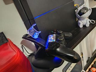 PS4 1T, Mando , Juegos. Play 4