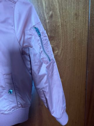 Cazadora tipo bomber Abercrombie
