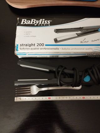 Plancha pelo BabyLiss Paris Straight 200