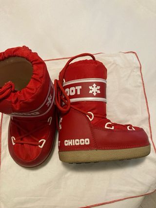 Moon Boot Chicco rossi  n. 26/28 caldi e comodi