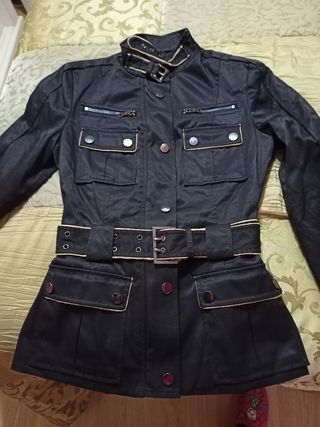 Abrigo Negro de Zara 