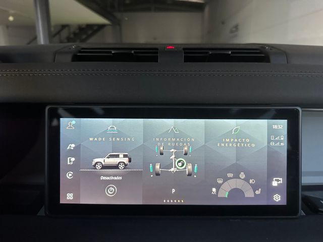 LAND ROVER Defender 3.0 P400 XDynam SE 90 4WD MHEV
