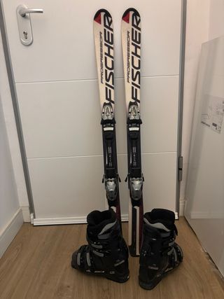 Esquis 120 y botas