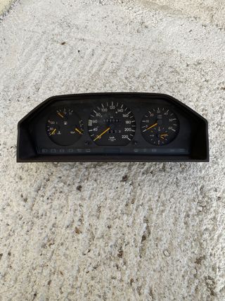 cuadro instrumento mercedes benz w124 de segunda mano por 1 EUR en cuadro instrumento mercedes benz w124 de segunda mano por 1 EUR en