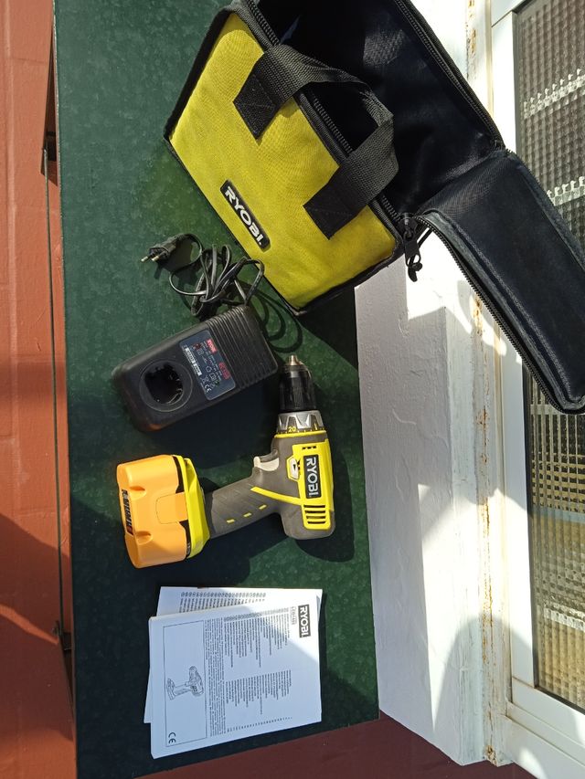 Trompo atornillador Ryobi 