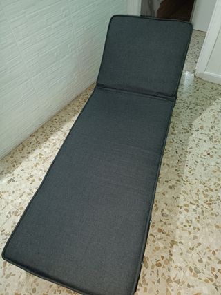 Sofas,convertible en cama nuevo y otro reclinable