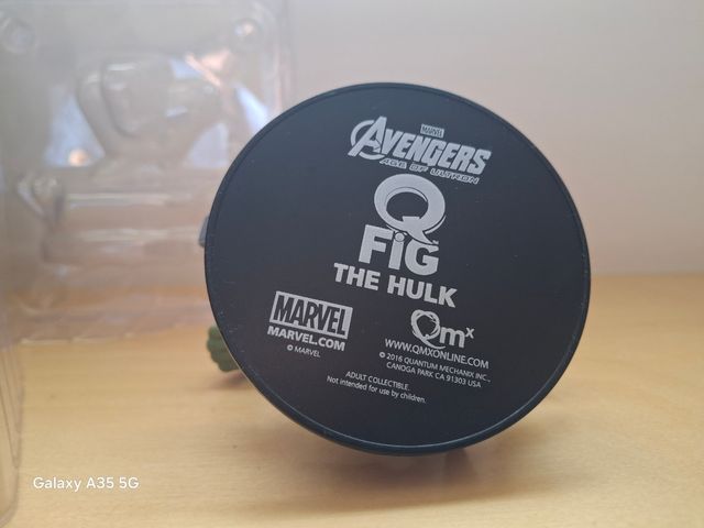 Lote Marvel: Spiderman En DVD y Figura Q-Fig Hulk