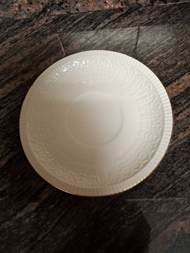 Salsera de porcelana