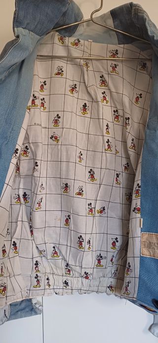 Icónica Mickey desigual