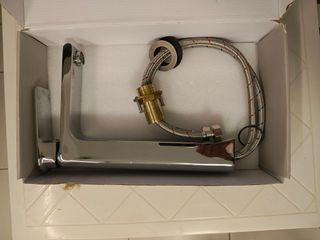 Miscelatore canna alta per lavabo