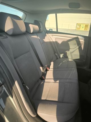 Volkswagen Golf 2003