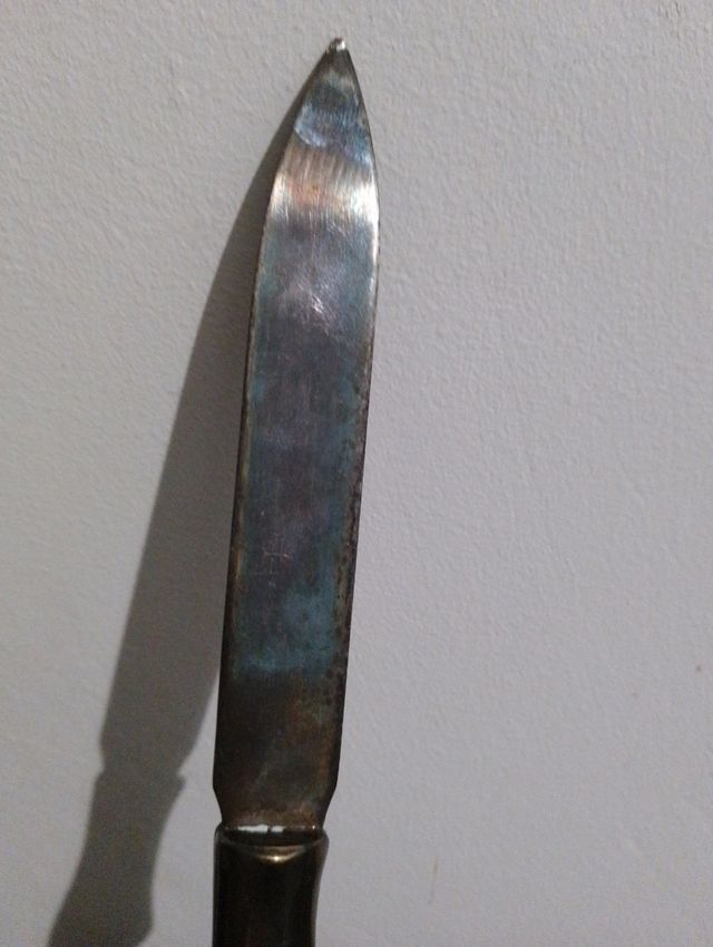 Abrecartas forma pata caballo antiguo