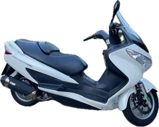 Motocicleta Suzuki Burgman 200
