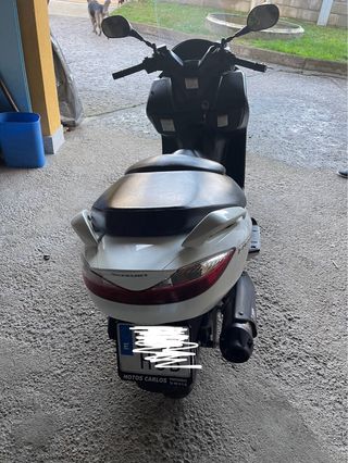 Motocicleta Suzuki Burgman 200