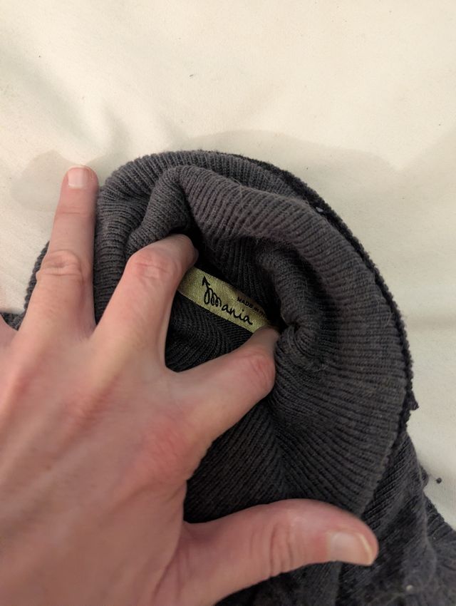 Niqui sin mangas y cuello alto