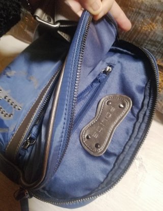 Borsa Police uomo tracolla