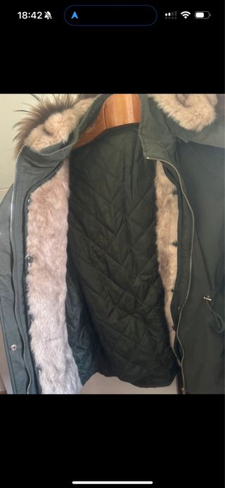 Chqueta mujer con capucha de pelo