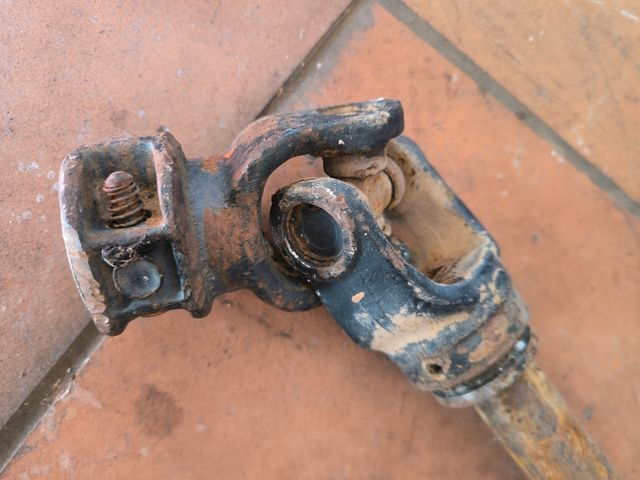 Se vende cardán transmisión