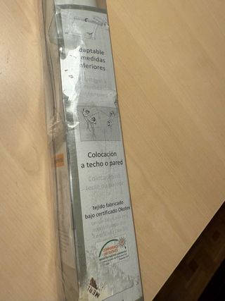 Estor enrollable 120 x 190cm sin uso.